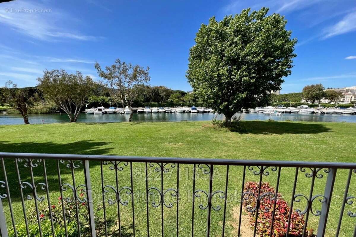 Appartement à MANDELIEU-LA-NAPOULE