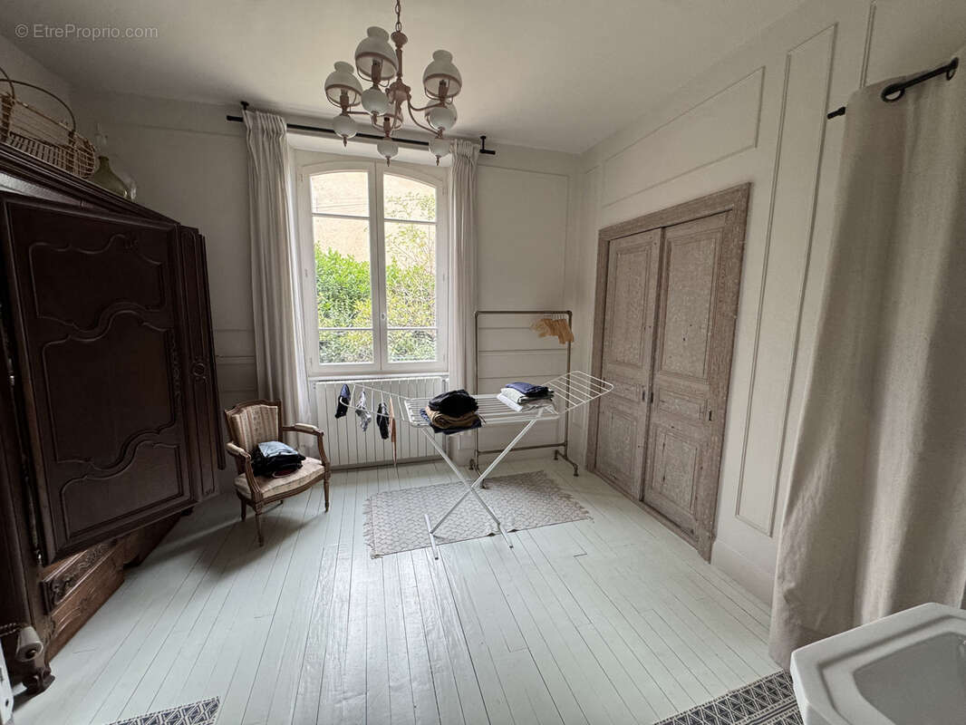 Maison à PAYRIN-AUGMONTEL