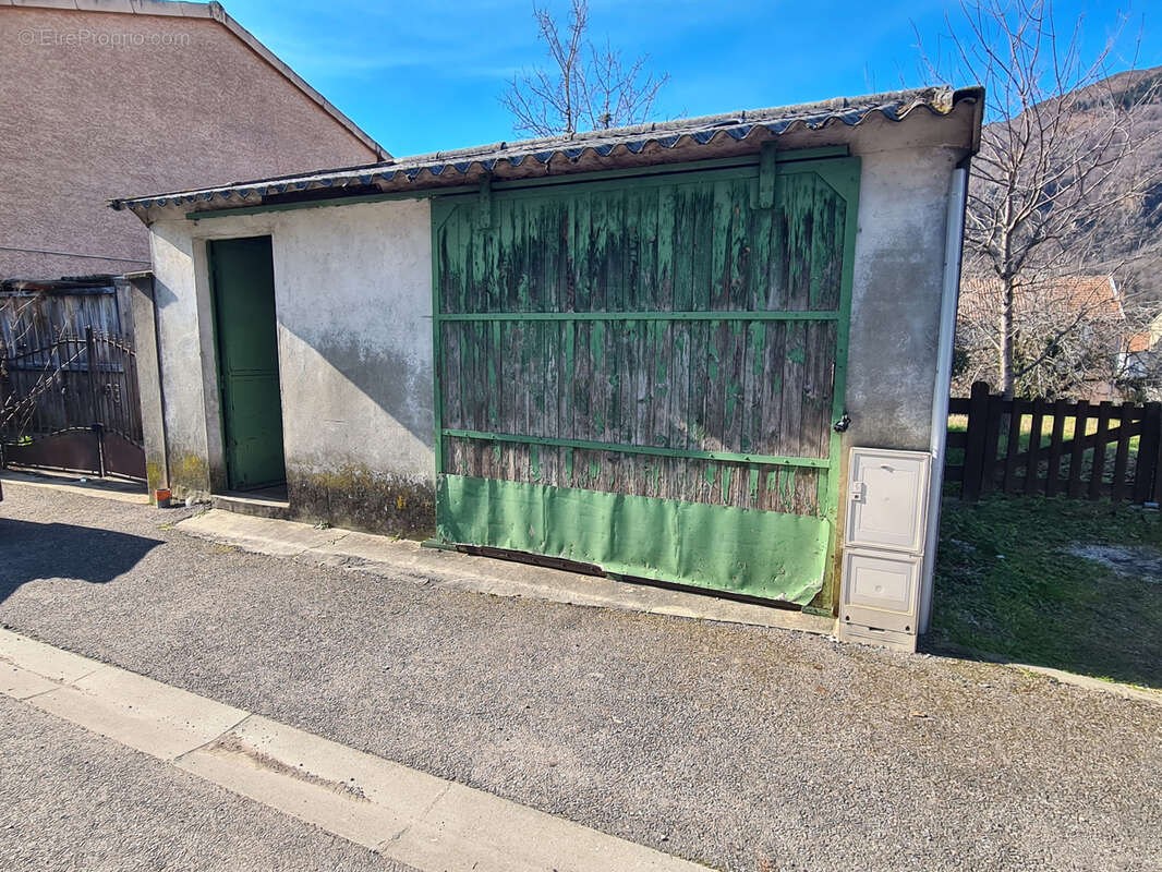 Maison à MERCUS-GARRABET