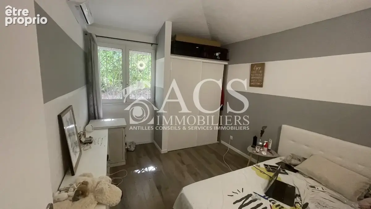 Grand appartement T4 avec piscine couverte - SCHOELCHER - photo 5