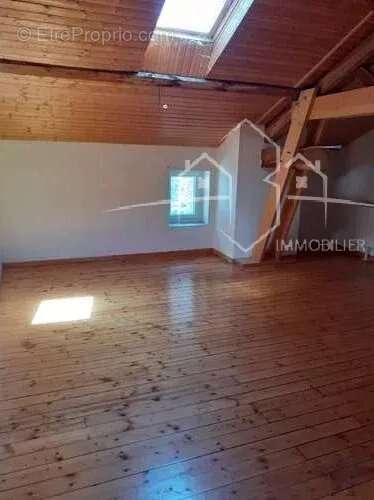 Maison à BEAUREPAIRE