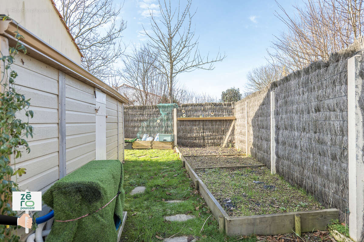 Maison à LANDEVIEILLE