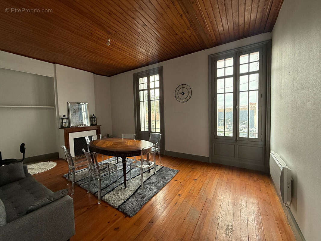 Appartement à VILLENEUVE-SUR-LOT