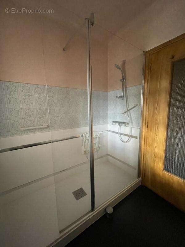 titre - Maison à PONTAUMUR