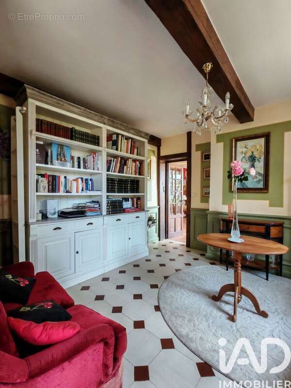 Maison 220 m² à Notre-Dame-D'estrees  - photo 7