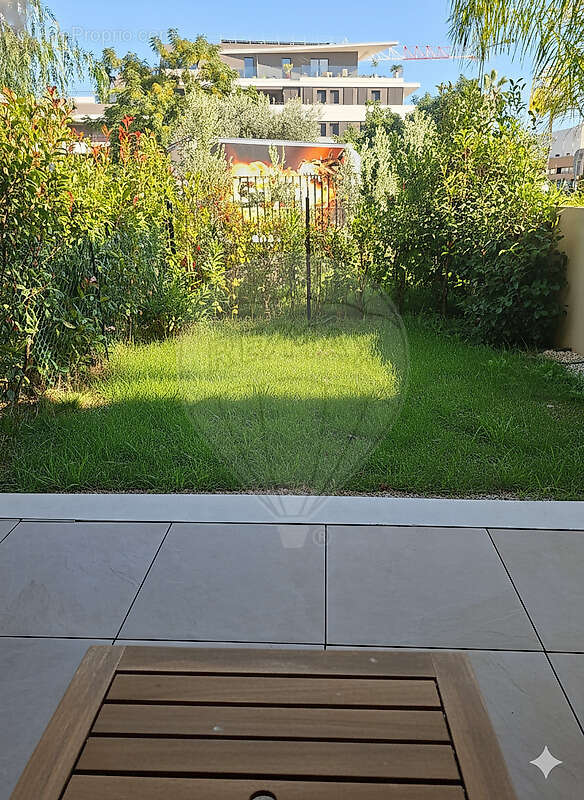 Appartement à VILLENEUVE-LOUBET