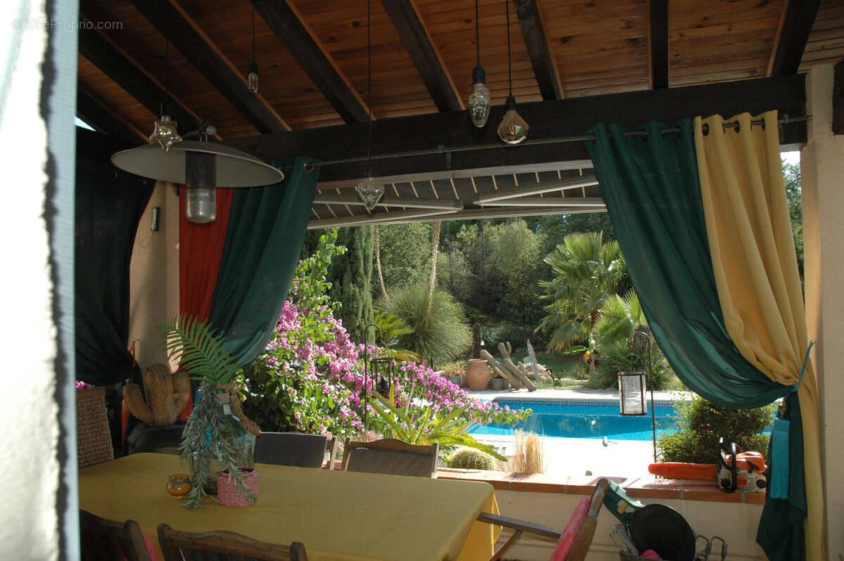 Maison à LAROQUE-DES-ALBERES