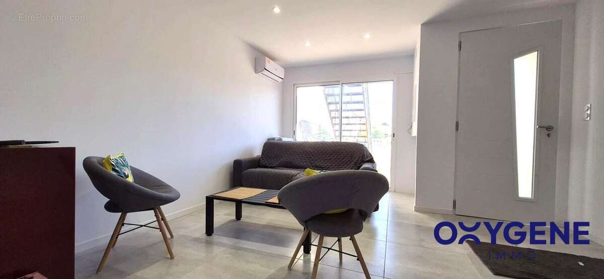 Appartement à SAINT-ESTEVE