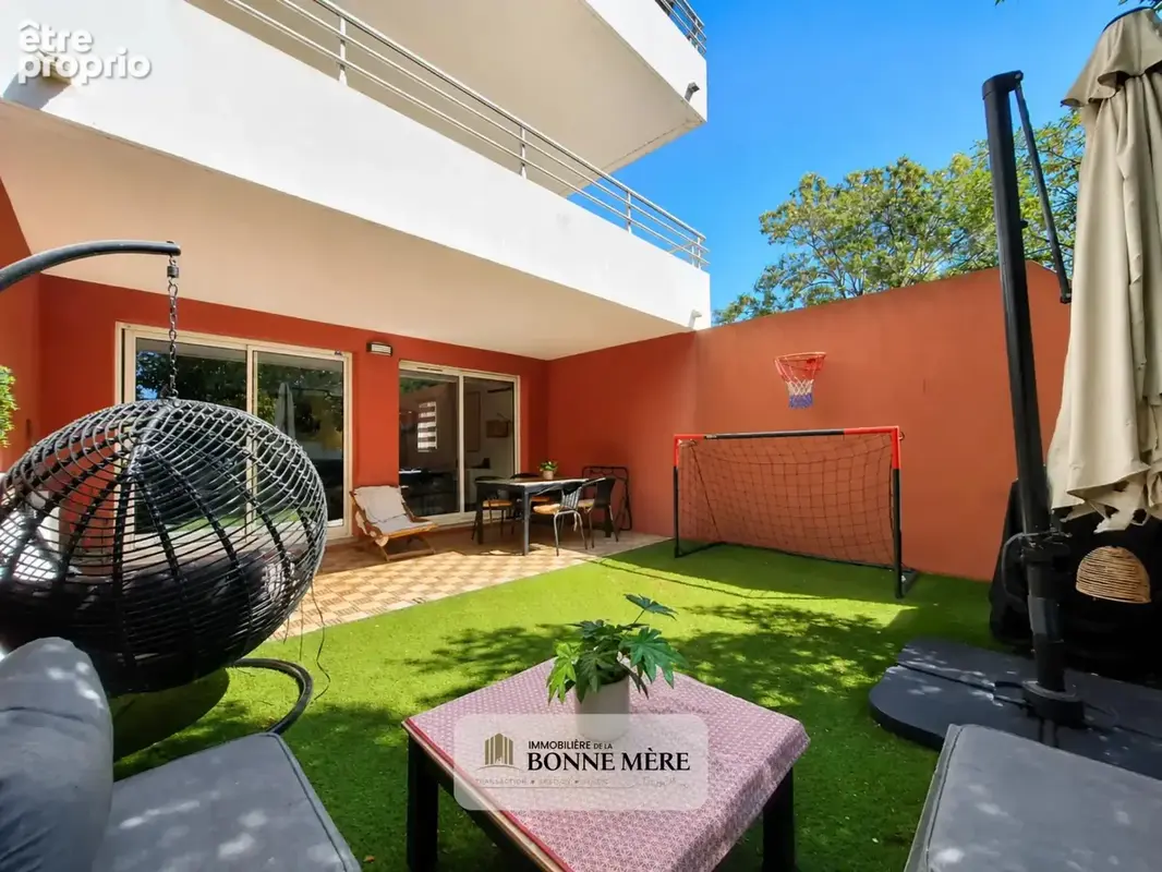 Appartement 4 pièces 87 m² à vendre à Marseille-13e (13013) - photo 2