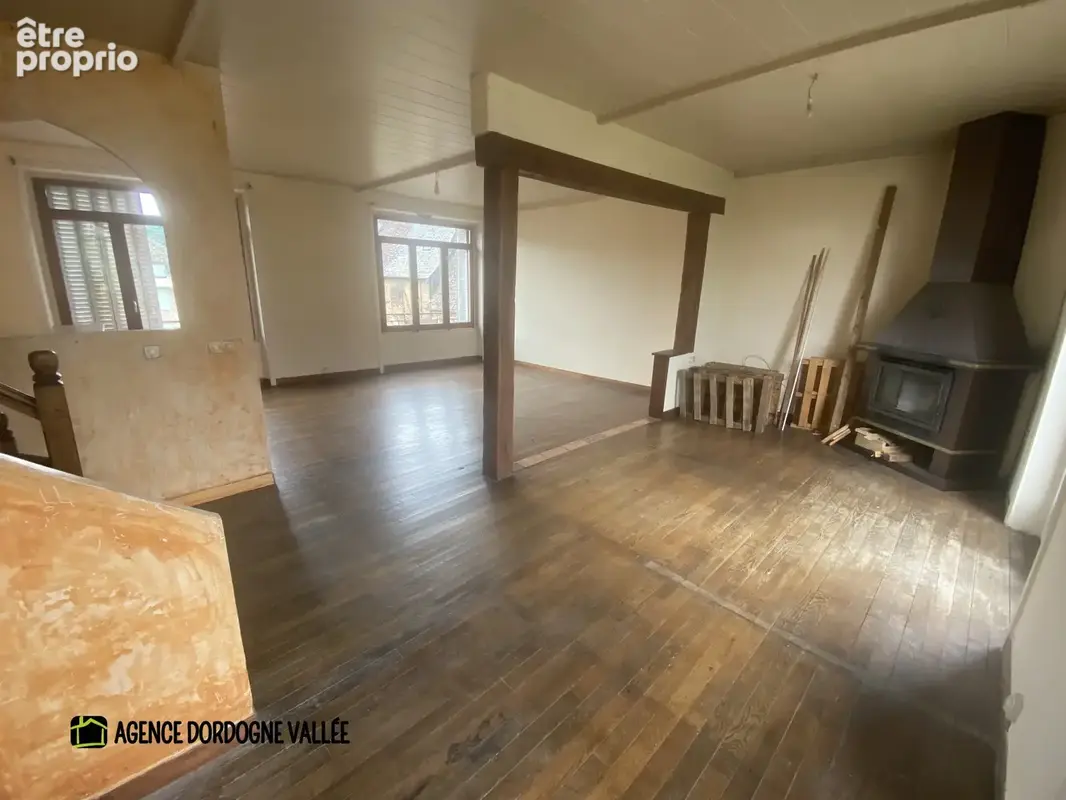 Immeuble de rapport avec local commercial et 2 appartements - photo 6