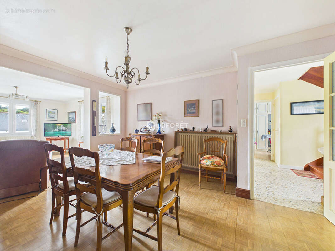 Maison à ERGUE-GABERIC
