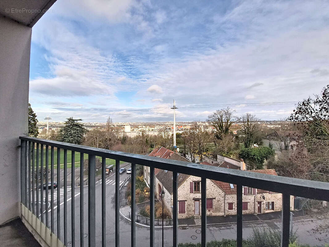 Appartement à LIMEIL-BREVANNES