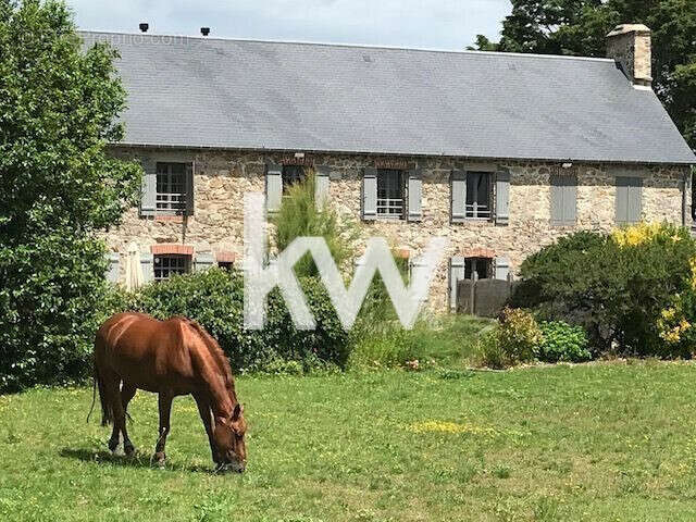 Maison 220 m² à Agon-Coutainville  - photo 6