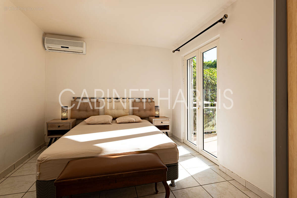 A vendre -  villa f6 de 206.45 m2 environ - saint joseph - 455 000 € - photo 12