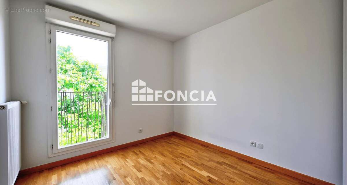 Appartement de 3 pièces, proche des écoles, des commerces et des transports - photo 4