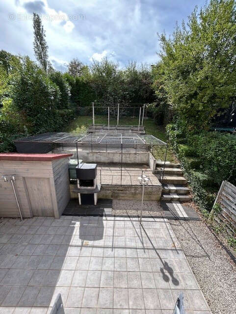 Maison à VAULX-MILIEU