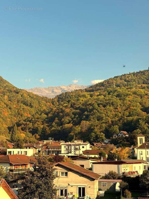 Appartement à FROGES