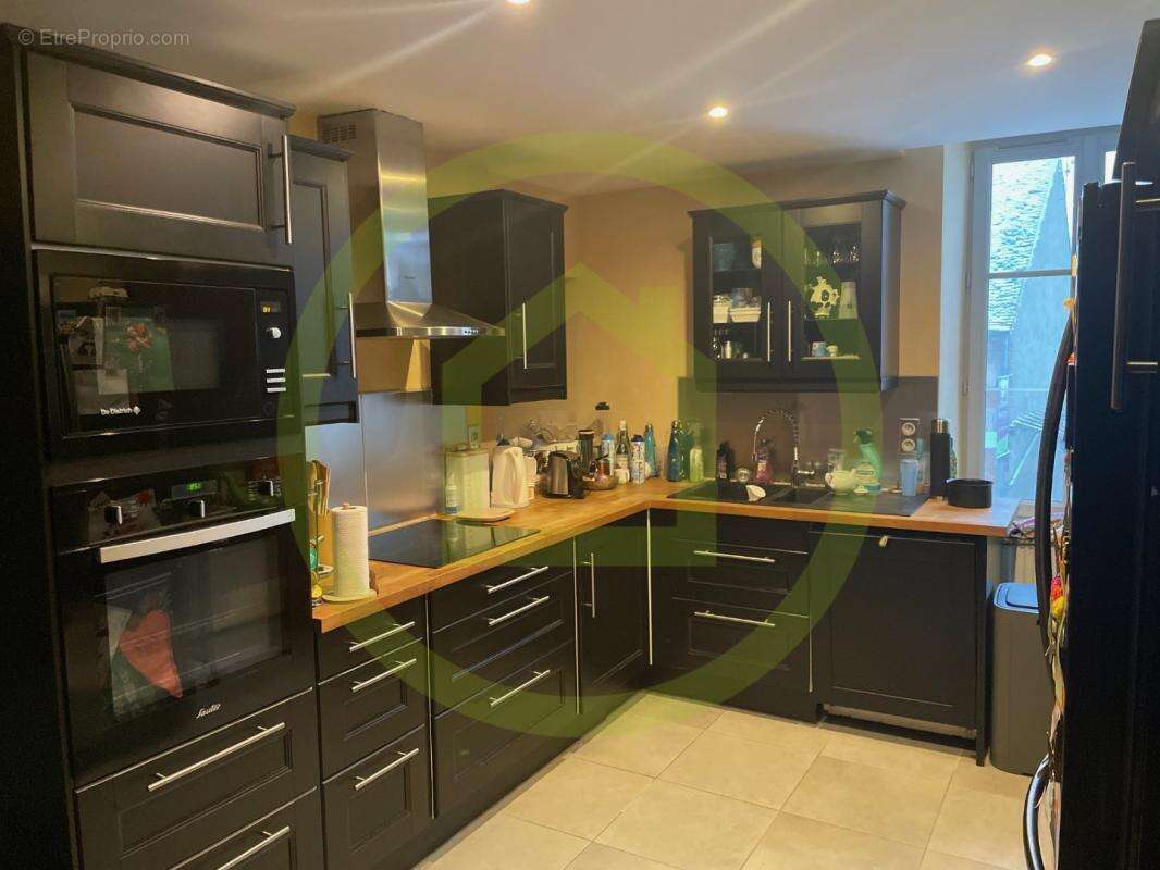 Maison à NOUZERINES