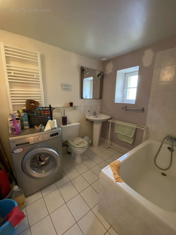 Maison à COMMEQUIERS