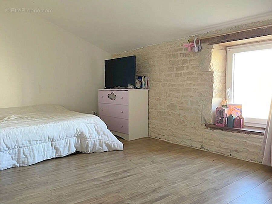 Maison à LA RONDE