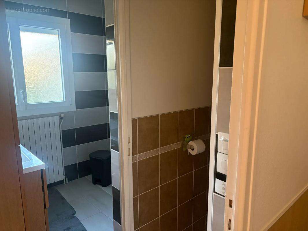 Maison de 6 pièces de 195 m² à Cherbourg-en-Cotentin,La Glacerie - photo 18