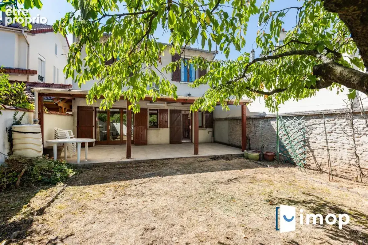 Quartier Mairie. 2mn RERA. Maison familiale 4/5ch. Jardin - photo 9