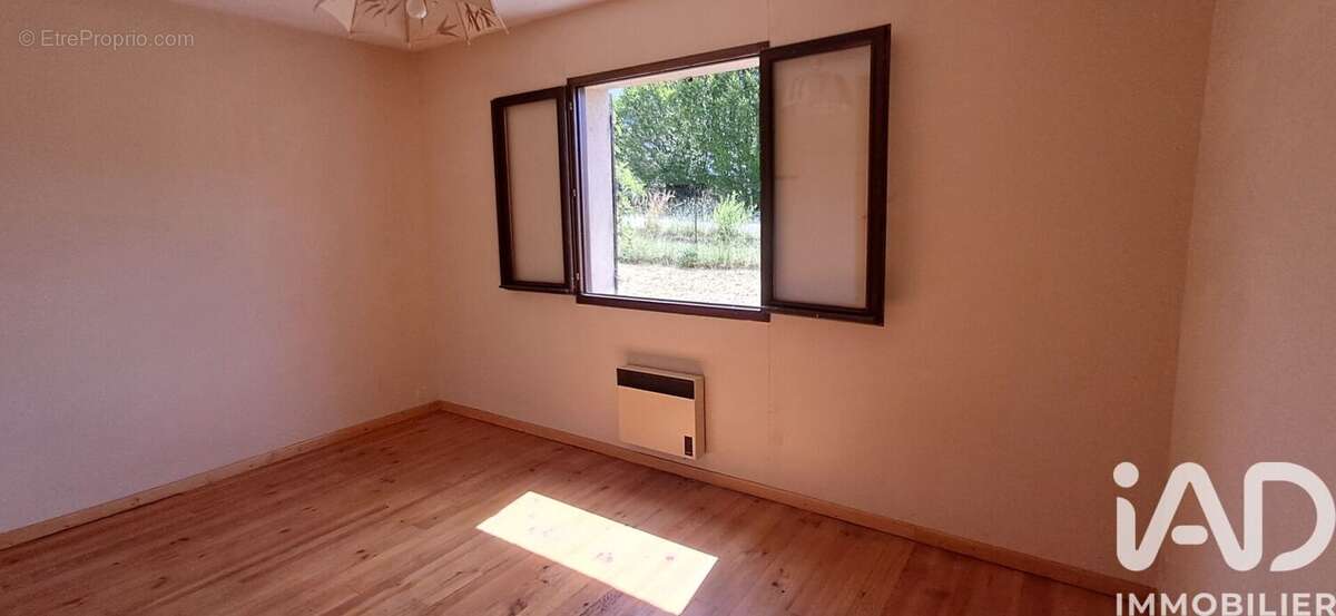 Maison 88 m² à Die  - photo 6