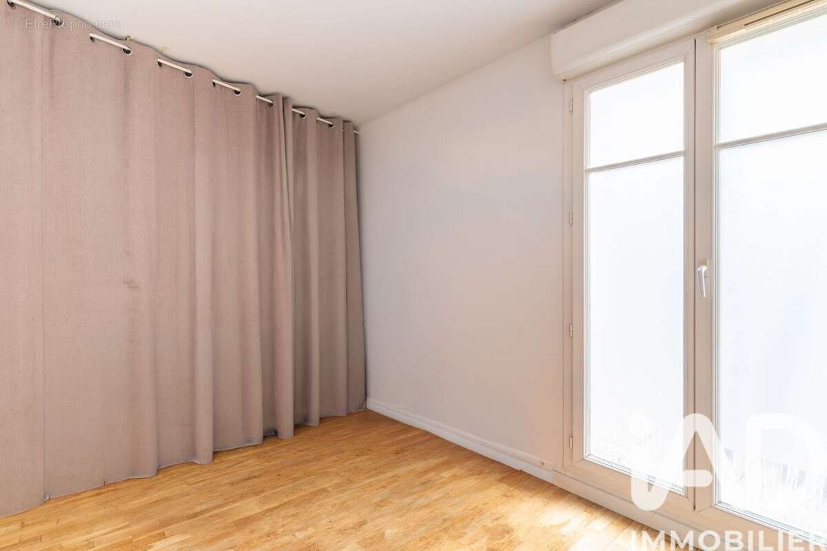 Photo 7 - Appartement à LES PAVILLONS-SOUS-BOIS