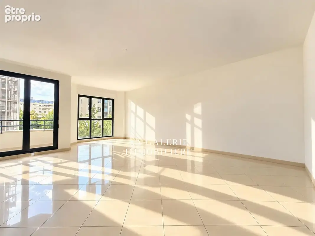Photo Appartement à Puteaux au prix de 650 000€