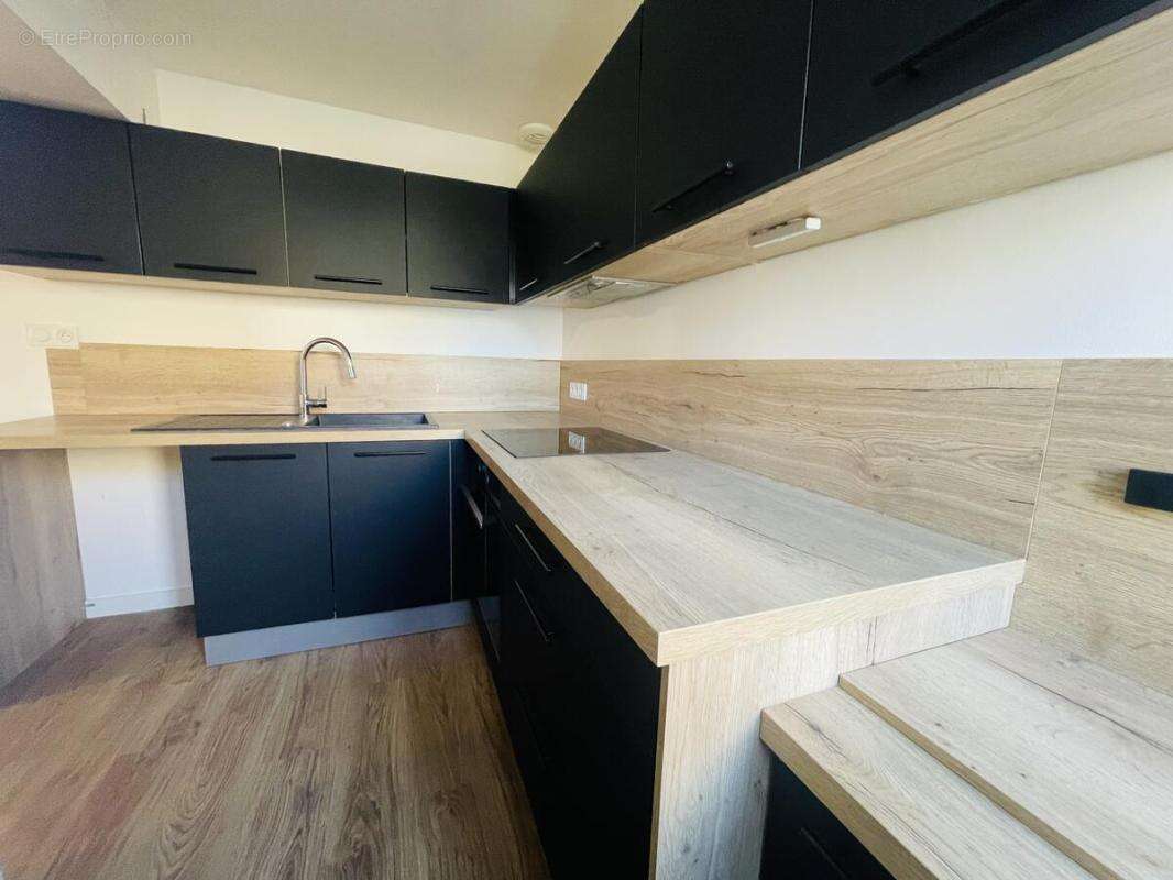 Appartement à OPTEVOZ