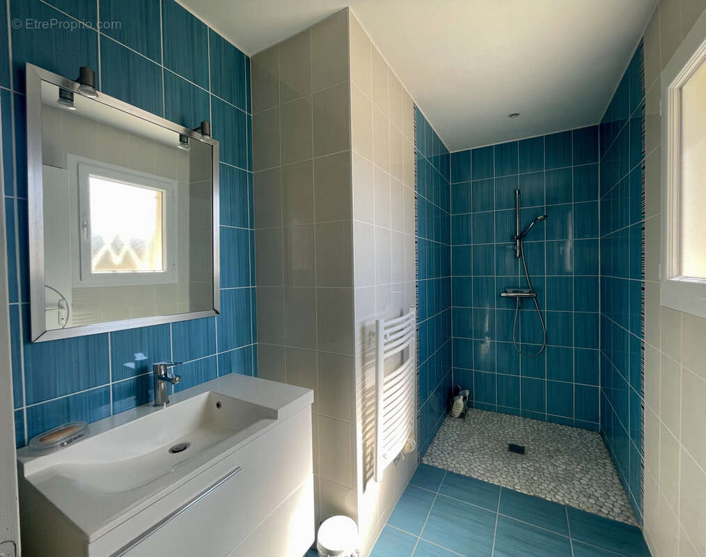 Maison à VAUX-SUR-MER