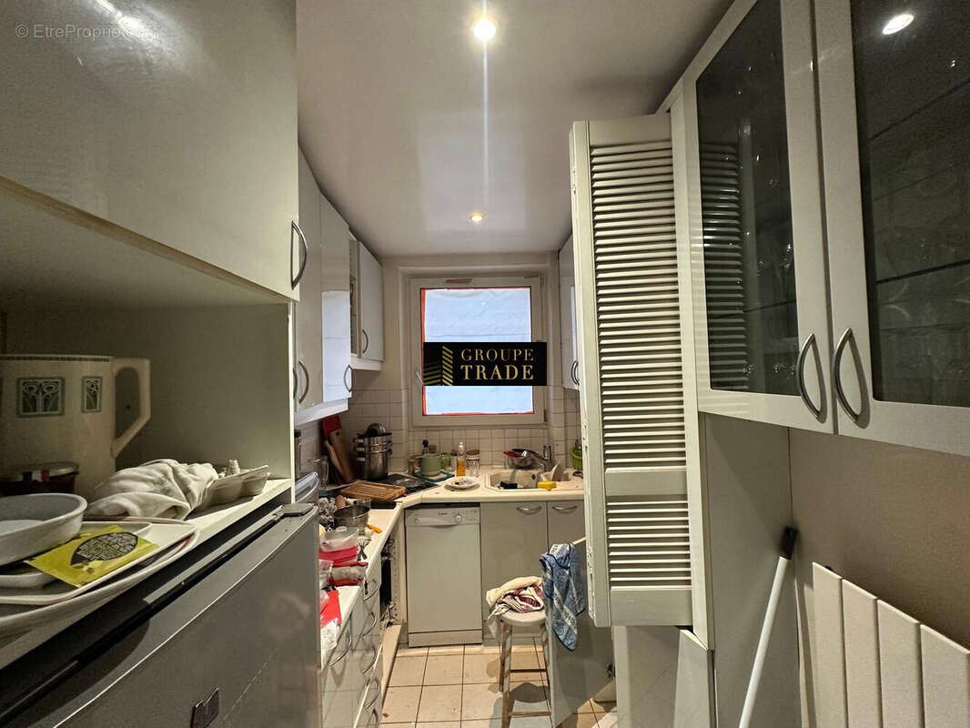 Appartement à PARIS-14E