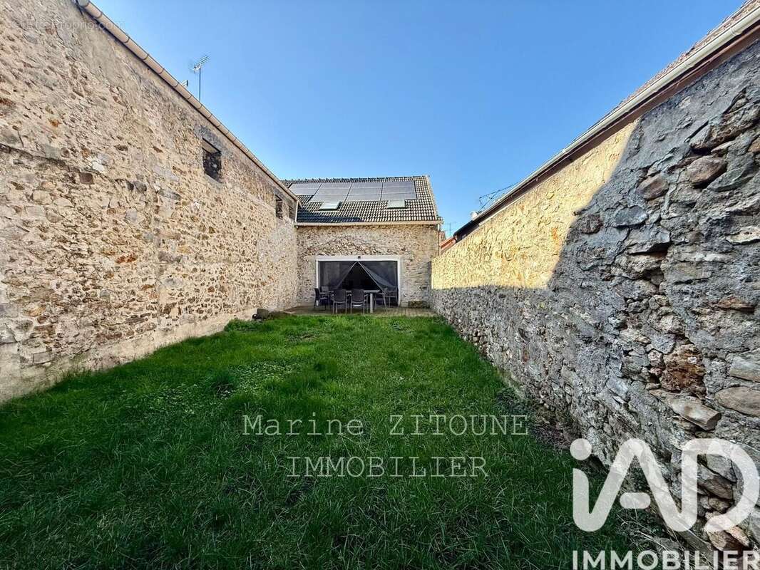 Photo 3 - Maison à LA VILLE-DU-BOIS