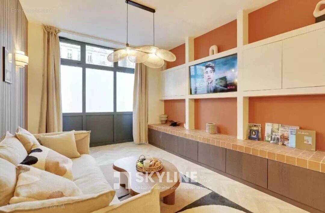 Appartement à PARIS-18E