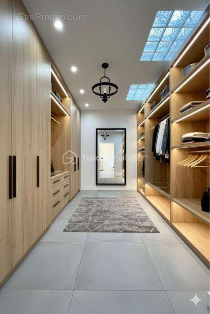 Maison à OLLAINVILLE