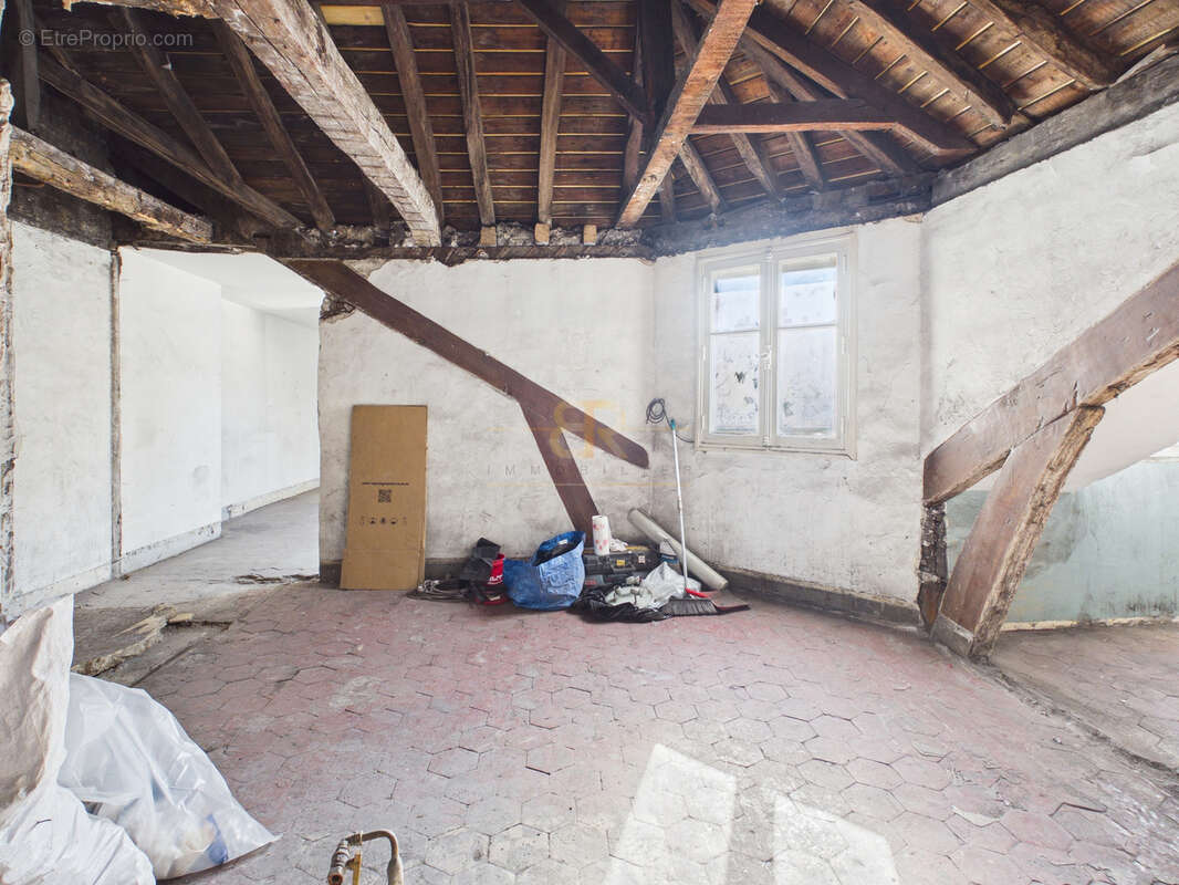 Appartement à PARIS-9E