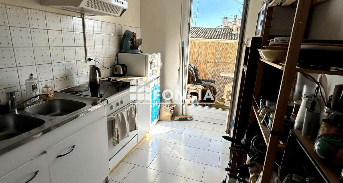 Appartement à MARSEILLE-5E
