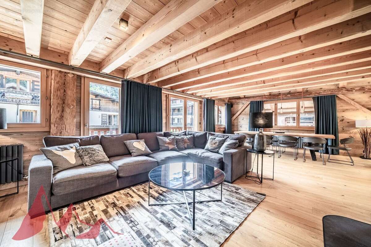 Magnifique ferme rénovée de sept chambres au cœur de Morzine - photo 8
