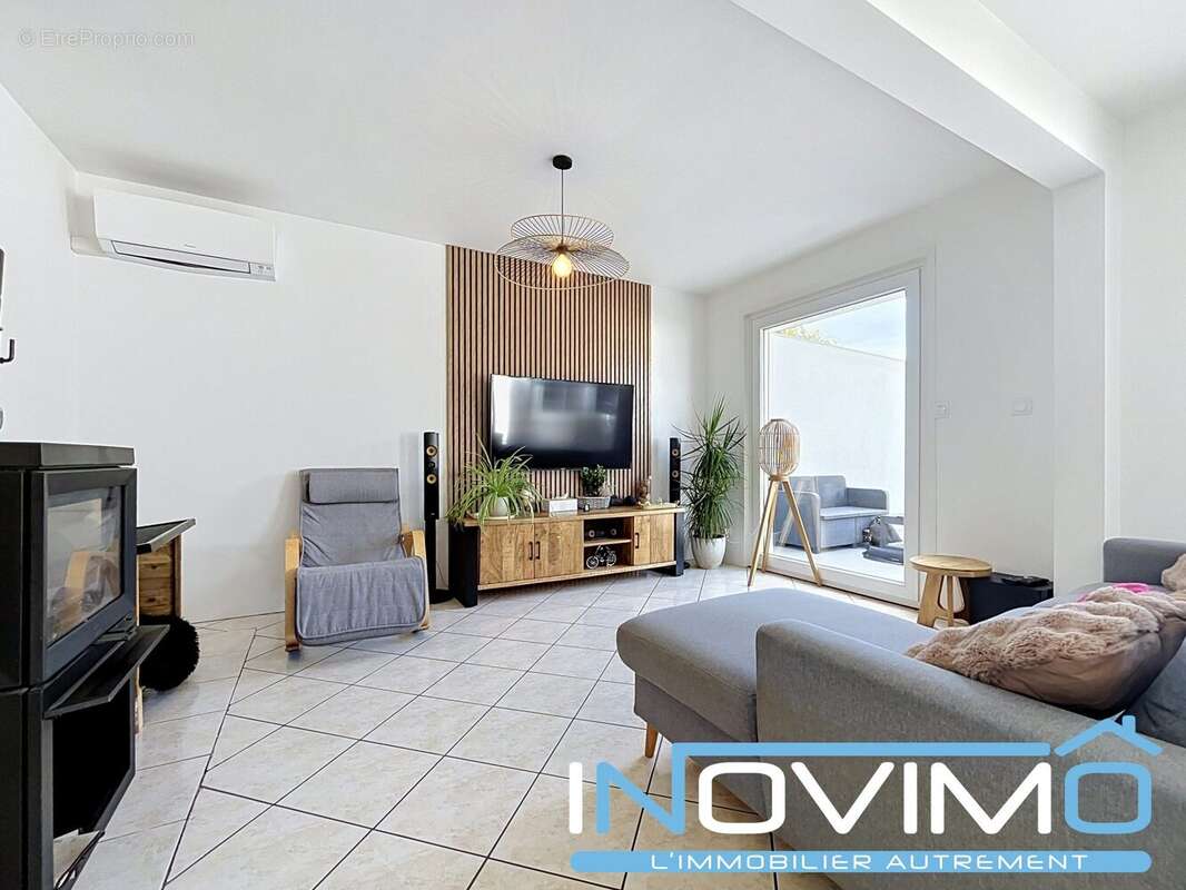Maison 128 m² à Cappelle-La-Grande  - photo 4