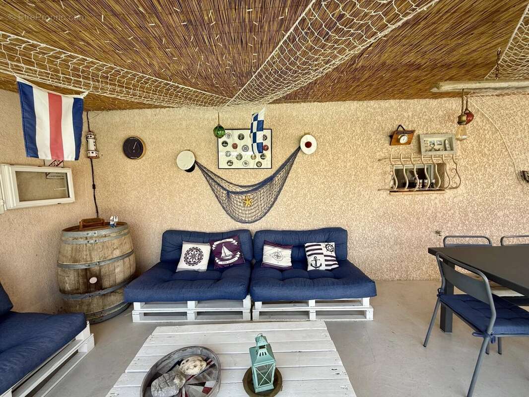 Superbe villa avec piscine sur belle parcelle de terrain arborée - photo 33