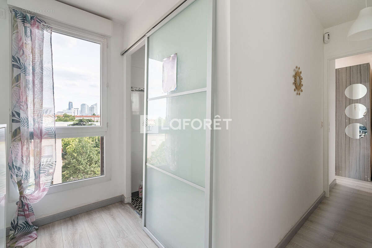 Appartement à NANTERRE