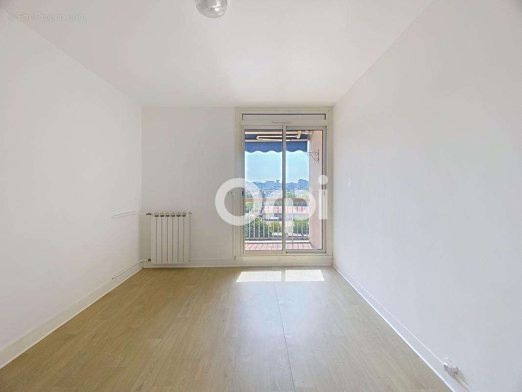 Appartement traversant avec vue mer et balcon à vendre - photo 16