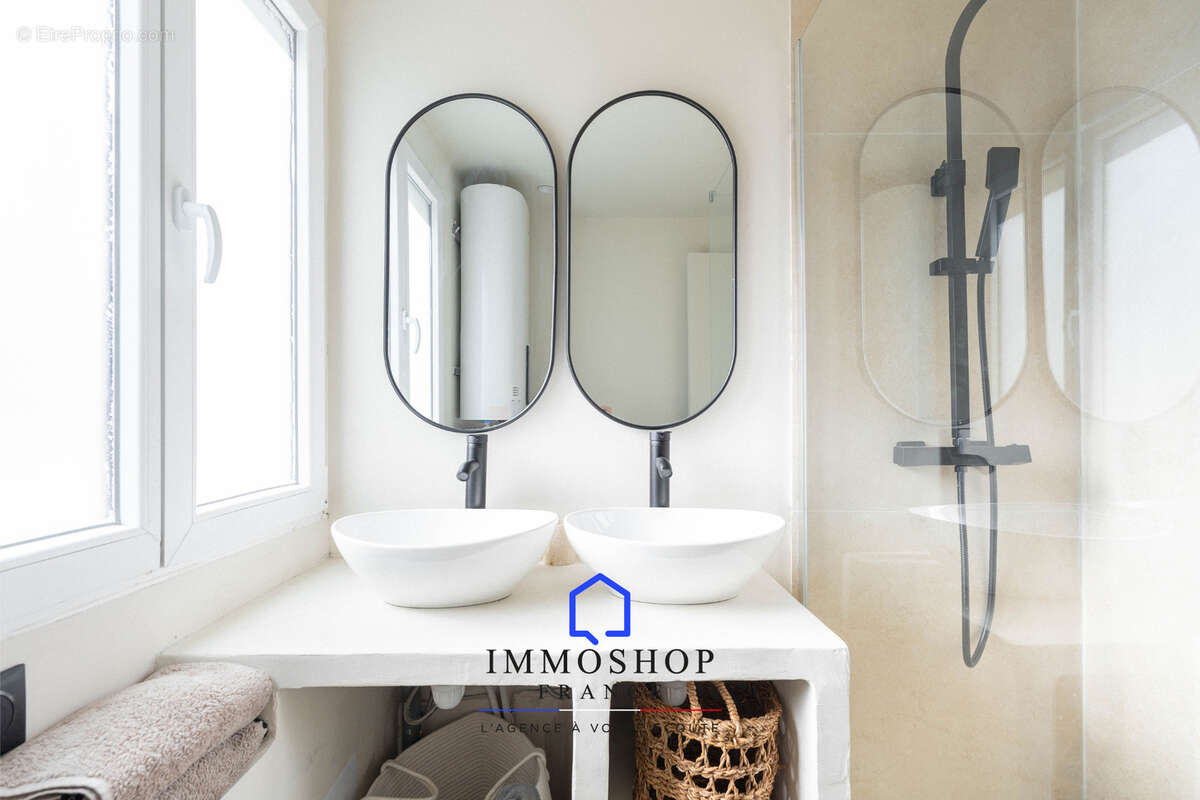 Appartement à MARSEILLE-5E