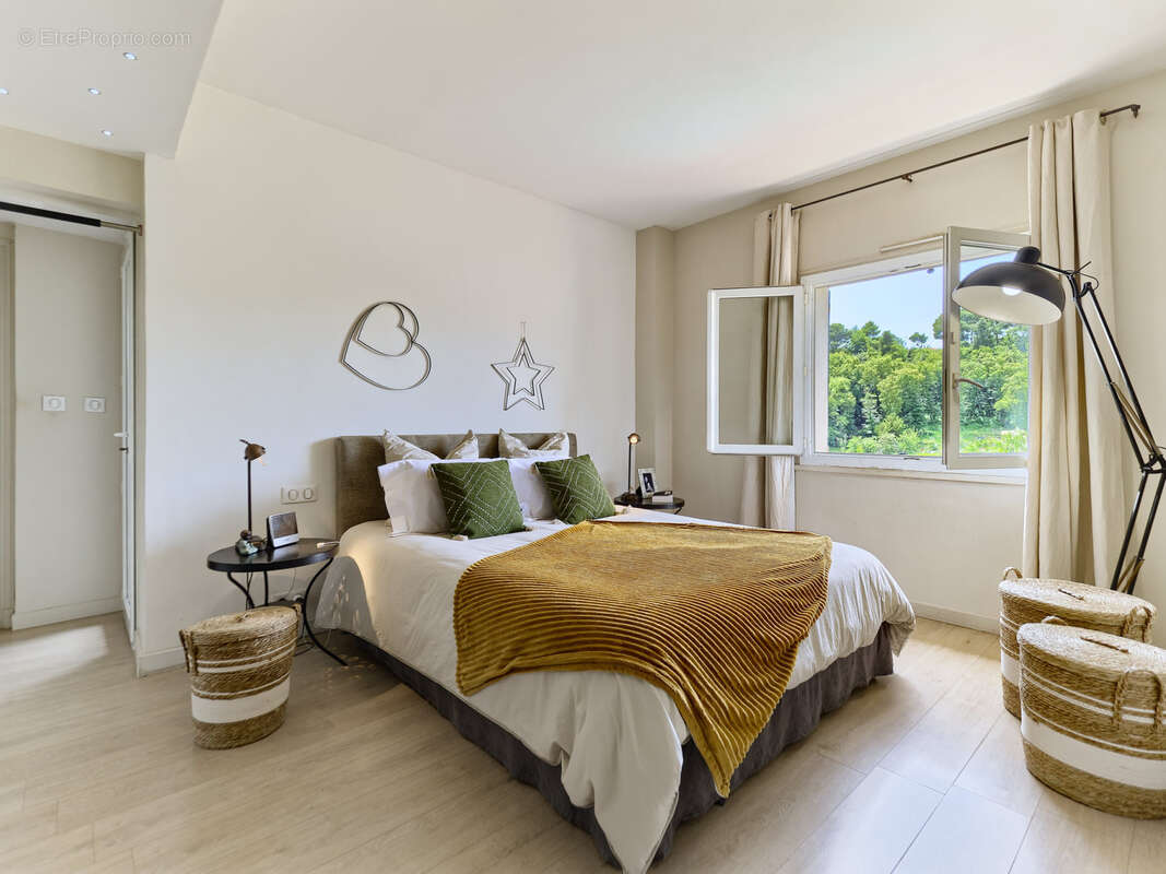 Maison à CAGNES-SUR-MER