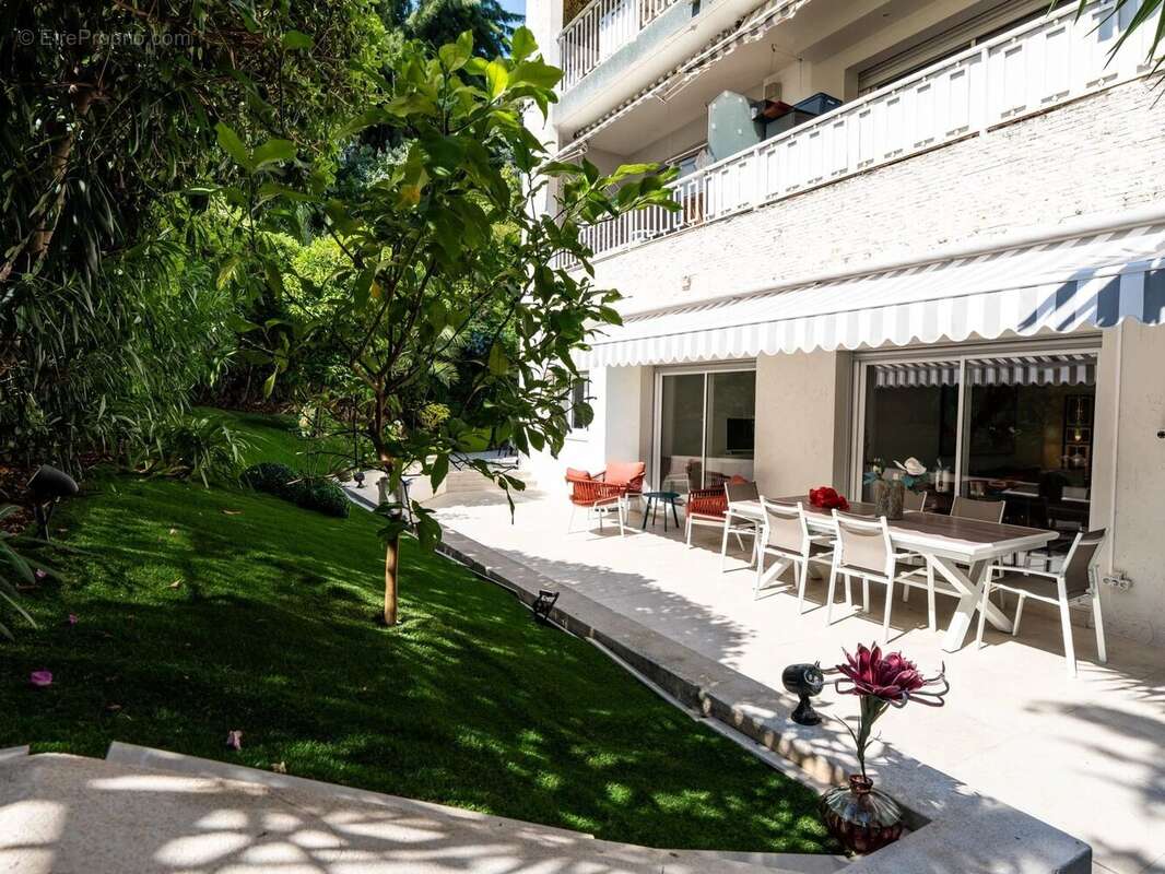Comme une maison - coup de coeur assure pour ce rez-de-jardin a 500 metres de la mer - photo 15