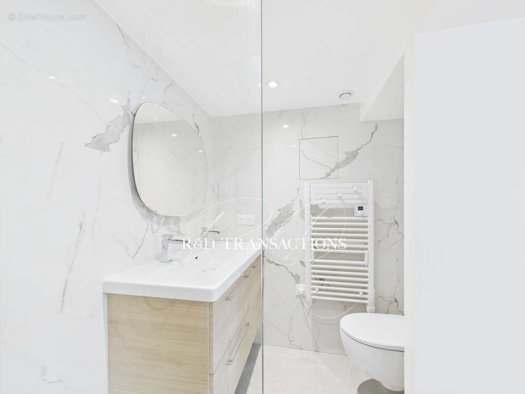 Appartement à SURESNES