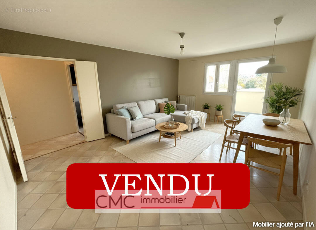 Appartement à LUCE