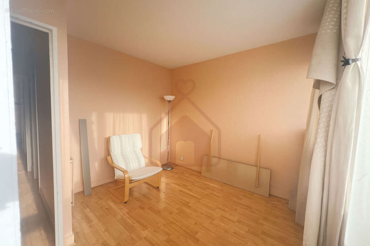 Appartement à LE KREMLIN-BICETRE