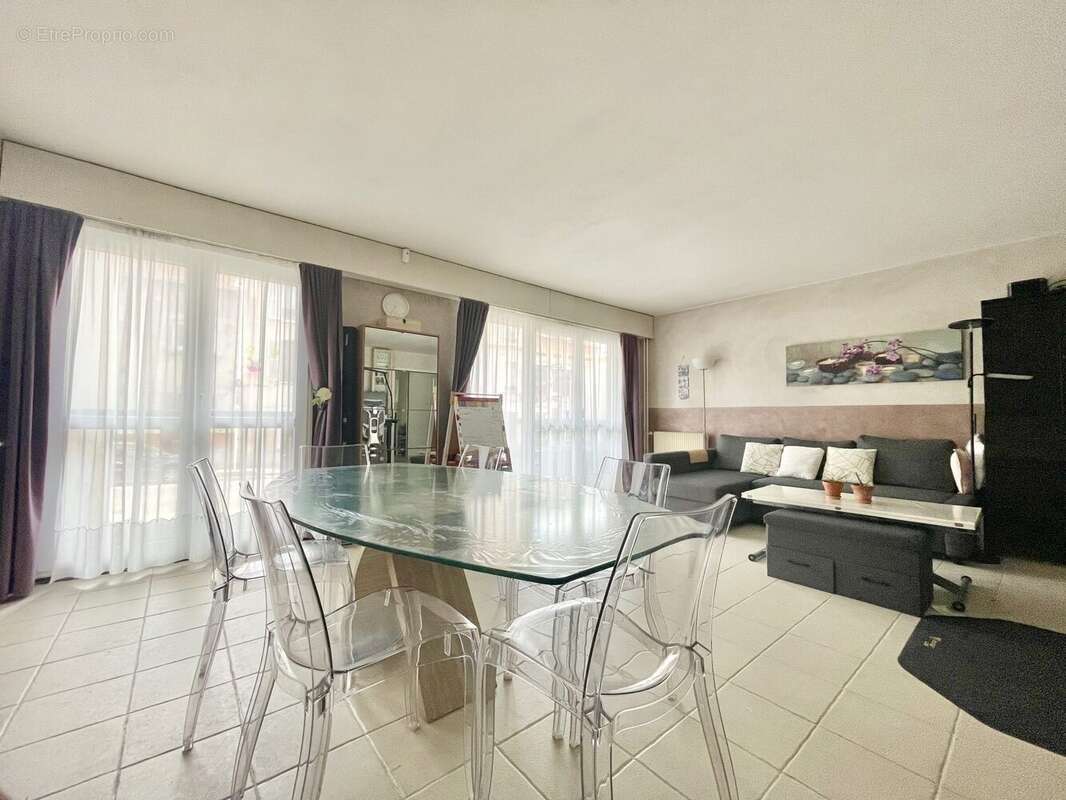 Appartement à NOISY-LE-SEC