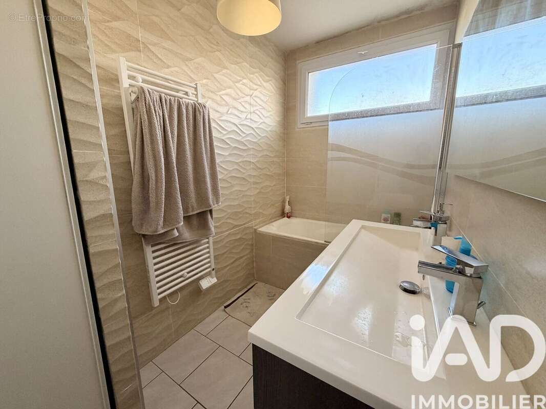 Photo 6 - Appartement à SALON-DE-PROVENCE